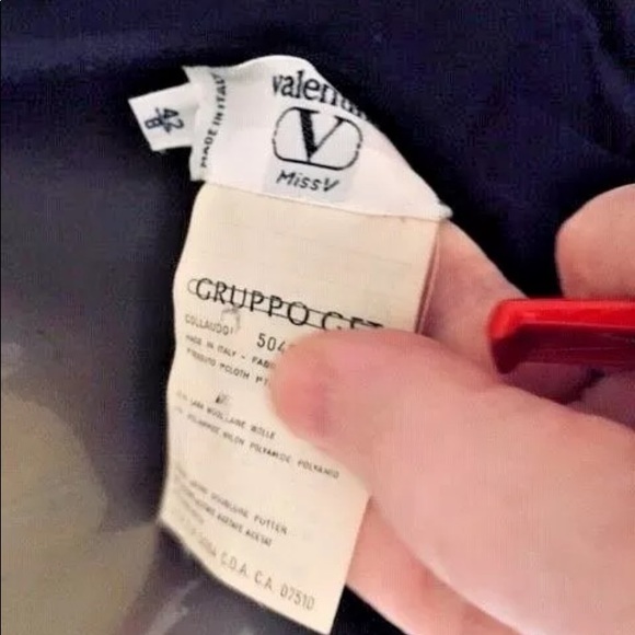 Vintage VALENTINO Classic Black Skirt Suit 8/10 - Picture 5 of 11